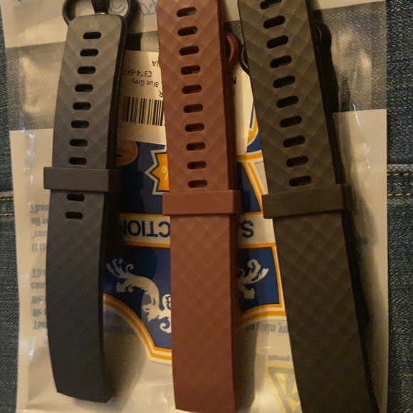Fitbit charge 3 wristbands - Picture 2 of 3